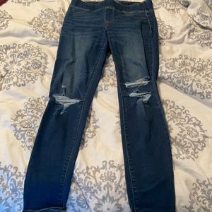 Old Navy Rockstar pull on jeans size 10